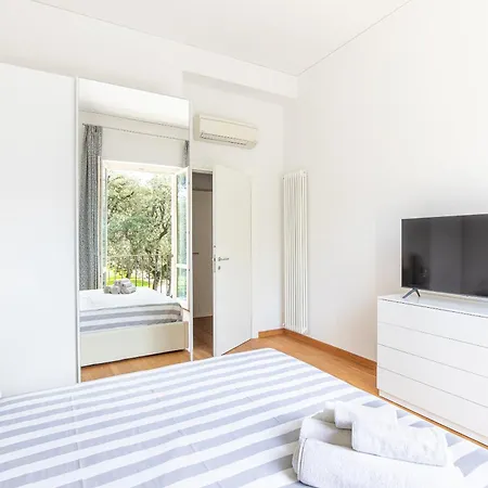 Elena House * Viareggio