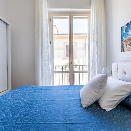 Elena House شقة *
