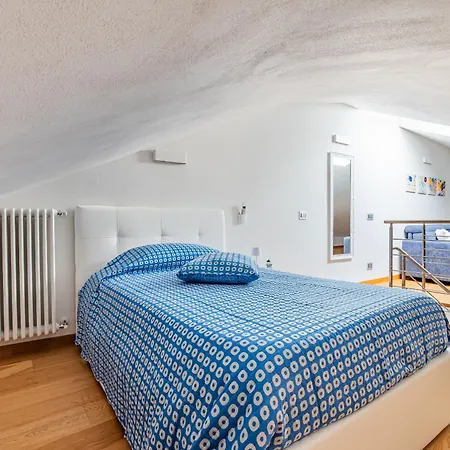 Elena House * Viareggio