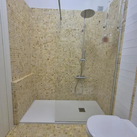 Elena House Appartement *