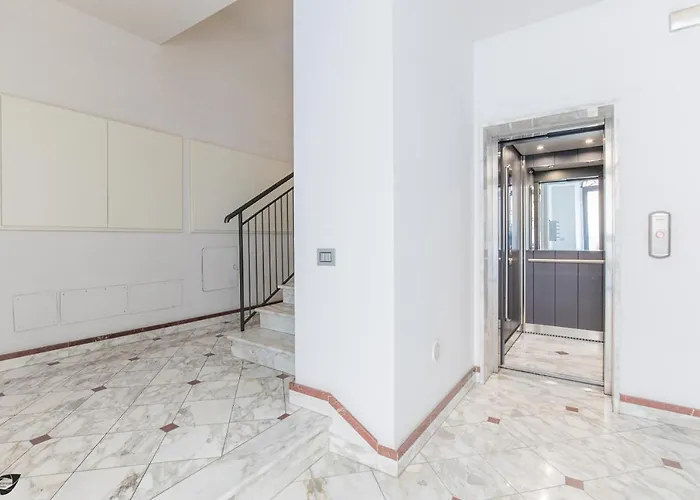 Elena House Viareggio