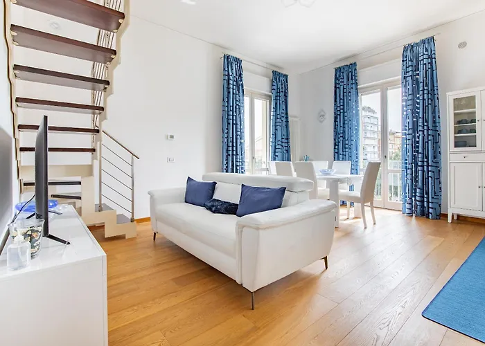 Elena House Viareggio